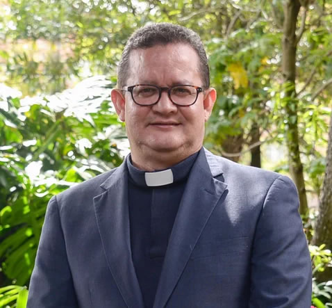 Harold Castilla Devoz - rector Uniminuto