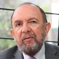 Antonio-Hernandez-Gamarra- Economista con una maestría en Economía Internacional