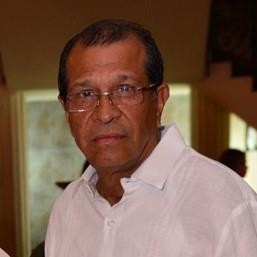 guillermo barreto- Economista. Gestor Cultural. Compositor. Conferencista. Escritor. Autor. Columnista