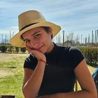 valentina-araya -. periodista