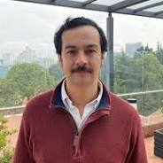 Estudió ciencia política . Es consultor indenpendiente para organismos multilaterales, sector público y sector privado.