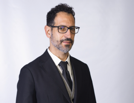 Antonio-Candeloro-Doctor en Literaturas Extranjeras Modernas. Profesor Titular de Literatura Española. Investigador. Analista