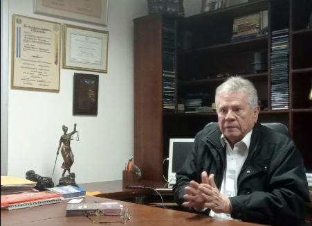 Académico, excandidato presidencial.