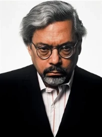 Guillermo Cabrera Infante (Gibara, Holguín, Cuba, 22 de abril de 1929 - Londres, Inglaterra, 21 de febrero de 2005) fue un escritor y guionista cubano, quien tras exiliarse de su país obtuvo la ciudadanía británica. Recibió el Premio Cervantes 1997.