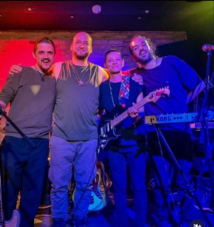 Agrupacion Baubino Quasar rock en español colombiano