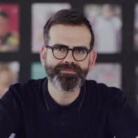 Experto en cultura y lifestyle, con foco especial en el impacto que internet y las redes sociales están teniendo en nuestra sociedad y en el mundo. 